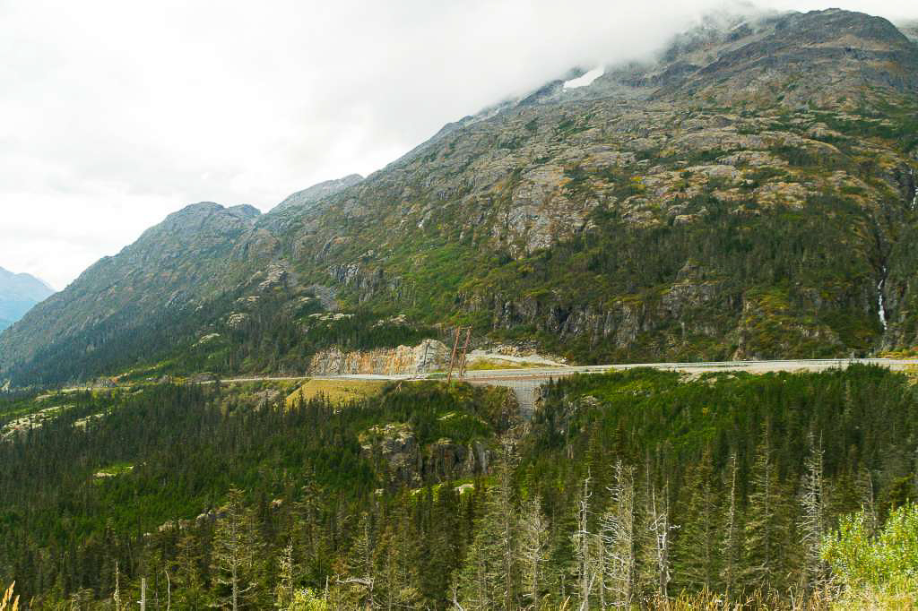 The fault line below Captain William Moore Bridge